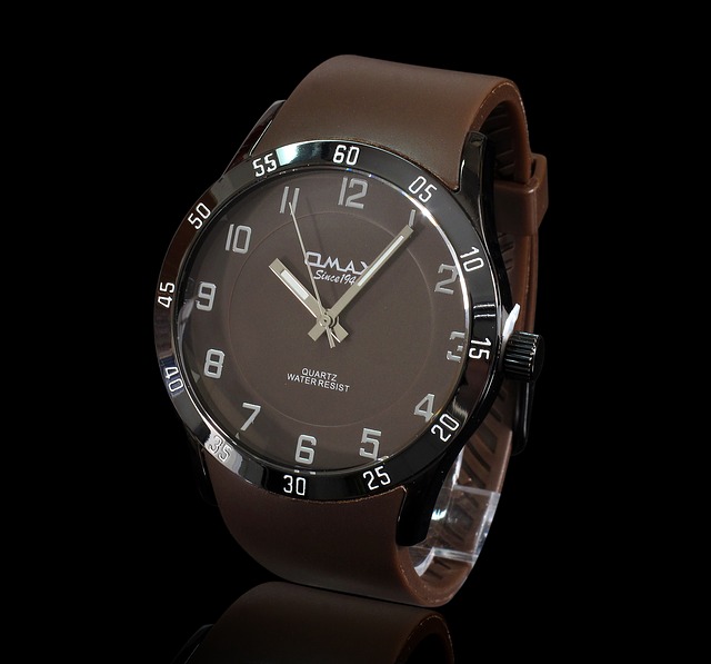 male-watch-144648_640
